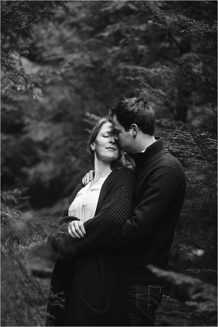 engagement session in the woods_0003