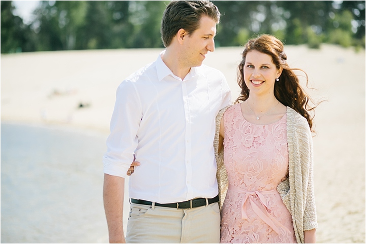 engagement session at the beach jennifer hejna_0010